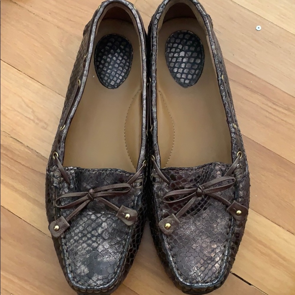 Clark’s 7M  Snakeskin Loafer - Barely worn!!!